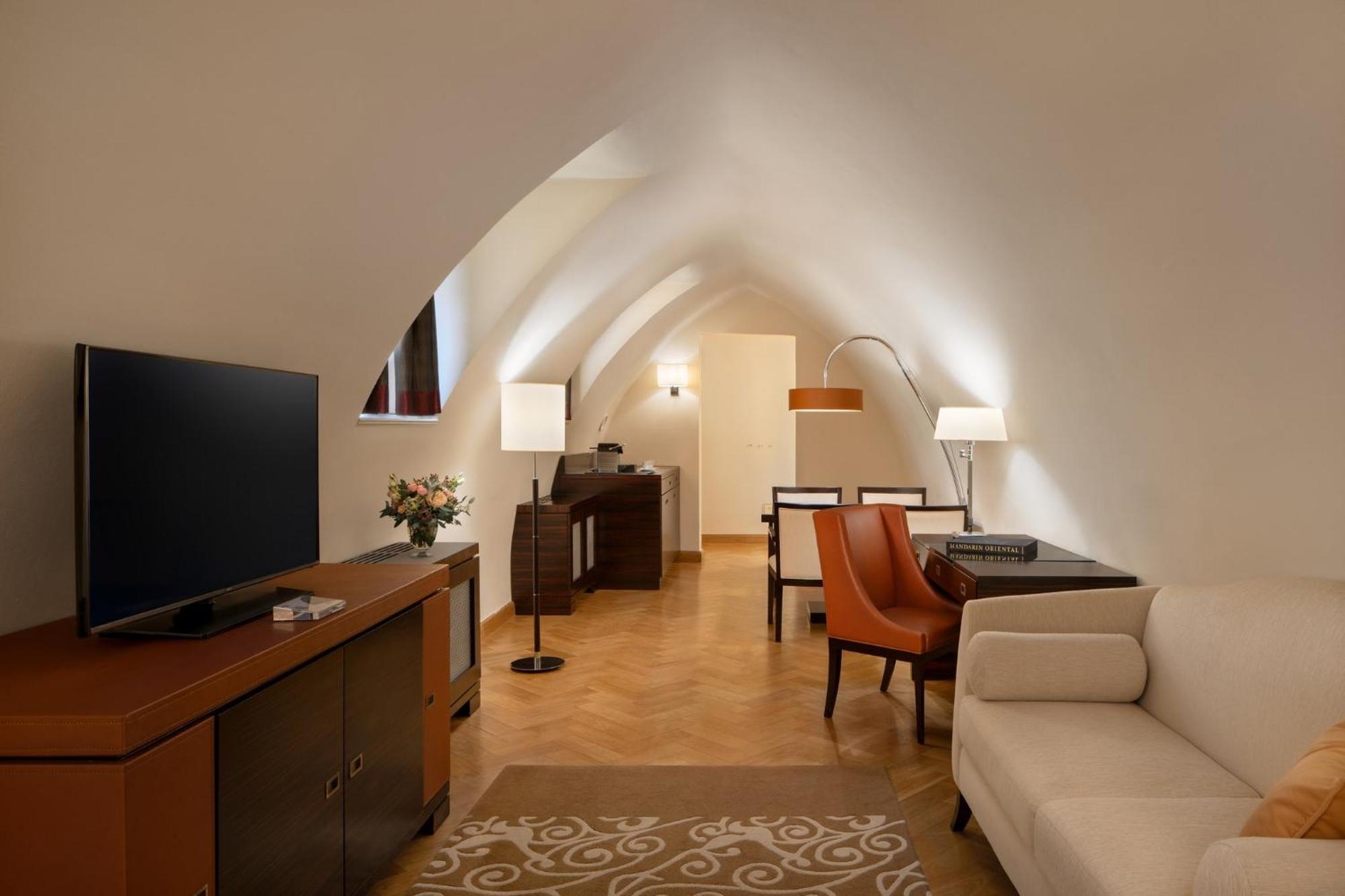 Mandarin Oriental, Praag